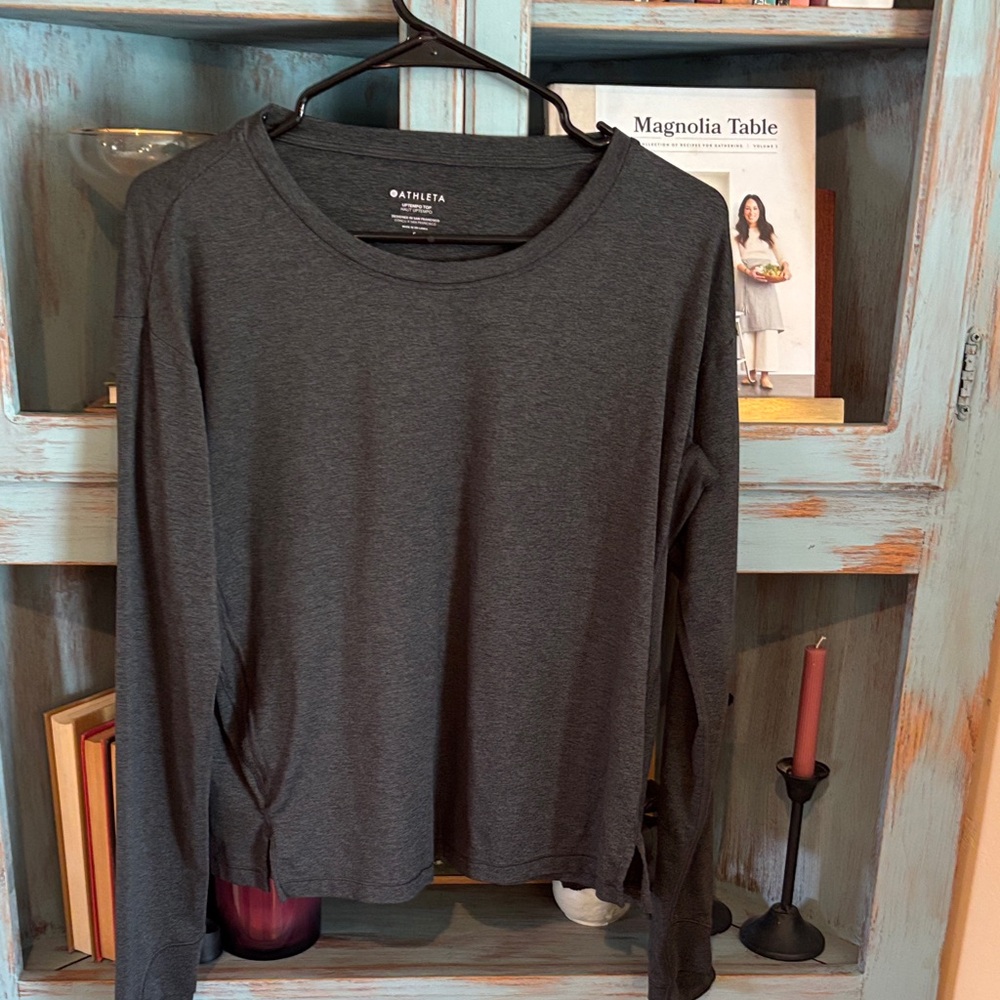 Athleta size small so soft size small top